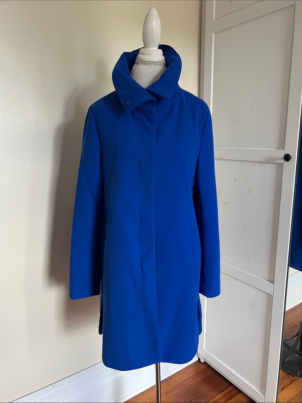 Ann Taylor Royal Blue Funnel Neck Coat High Collar Button Front Jacket Sz L